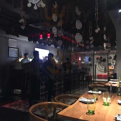 The Orient- Lounge And Dining