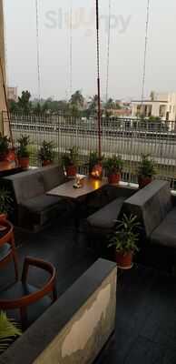 The Orient- Lounge And Dining