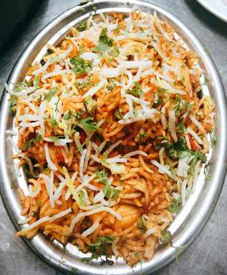 Moti's Restaurant 'n' Bar