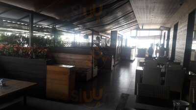 Mughal Sarai Restaurant & Bar