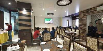 Mughal Sarai Restaurant & Bar
