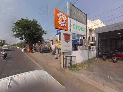 Sitcom-the Drama Diner