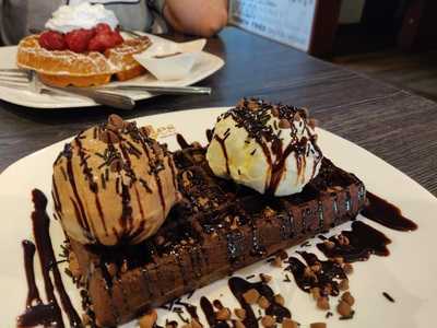 Waffles Thru The Day