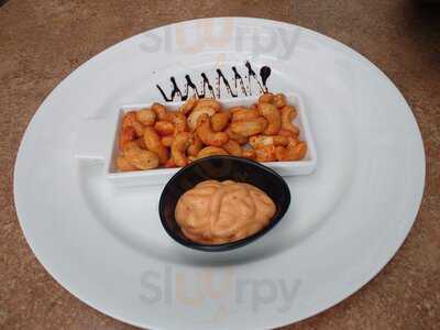 Barebones-the Balcony Bar