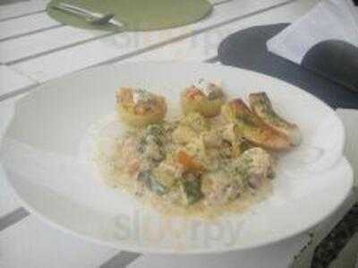 The Couch (lounge)/ Spiga (restaurant)