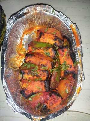 Shreya Restaurant & Bar