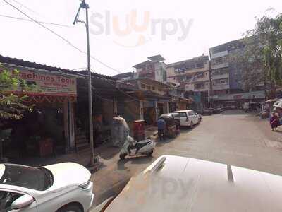 Shreya Restaurant & Bar