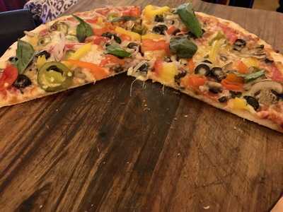 1441 Pizzeria Seasons Mall