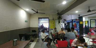 Ratna Cafe