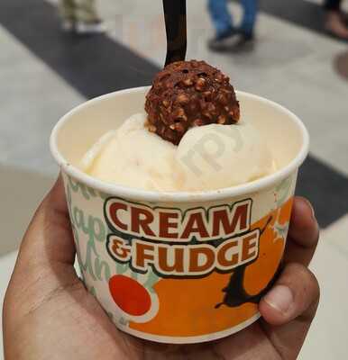 Cream & Fudge