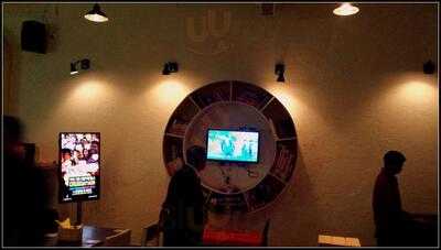 Hoppipola Bar & Restaurant