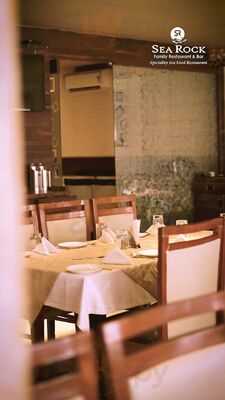 Sea Rock Family Restaurant & Bar