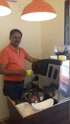 Cafe Courting Coffees