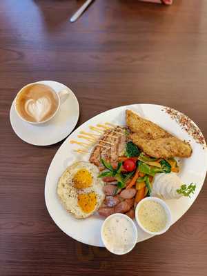 Cafe Courting Coffees