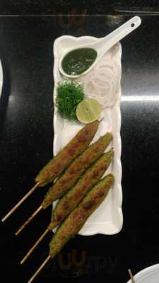 Deli By The Conclave