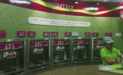 Menchie's Frozen Yogurt