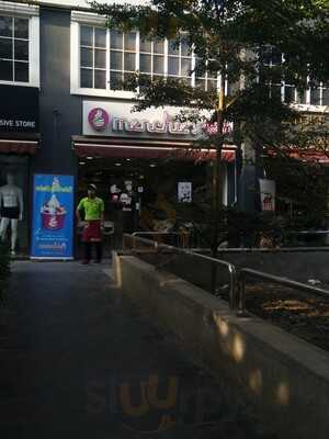 Menchie's Frozen Yogurt