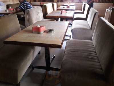 Apollo Garden Restaurant & Bar