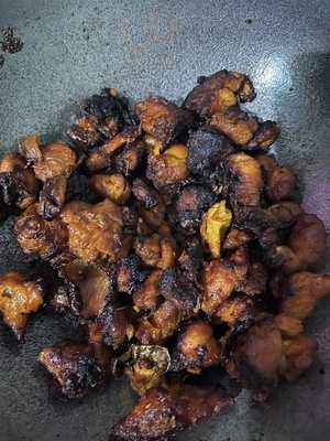 New Green Bawarchi Restaurant & Bakery