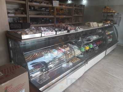 Naaz Bakery