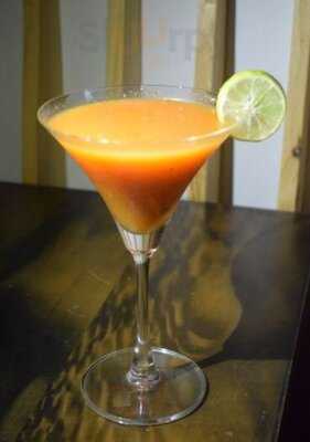 Midtown Bar & Lounge