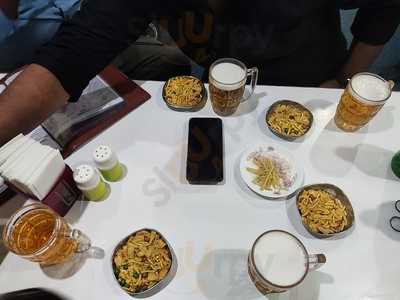 Duke Bar And Restaurant