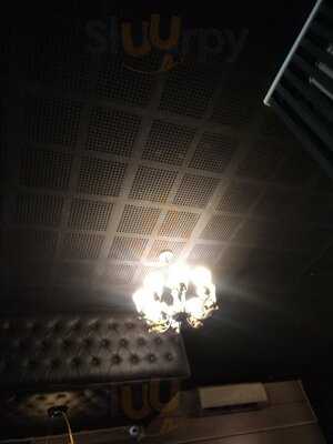 Status The Cocktail Bar