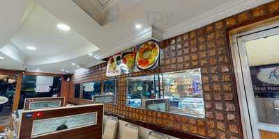 Adyar Ananda Bhavan A2b Veg Restaurant
