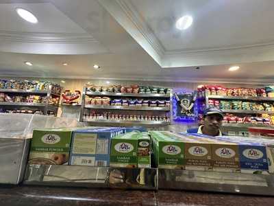 Adyar Ananda Bhavan A2b Veg Restaurant