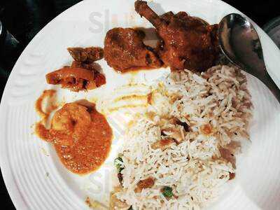 100mt.parkstreet Resto-banquet