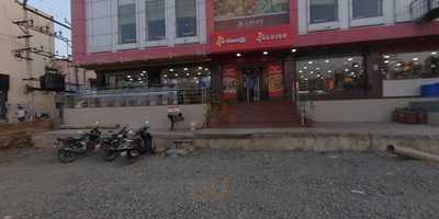 Loiee Mithai & Rasoi