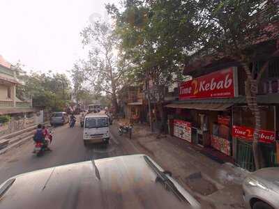 Oru Kizhakkan Thattukada