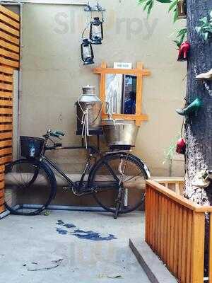 Etc Restaurant And Cafe