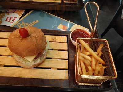 The Greenhouse Cafe & More