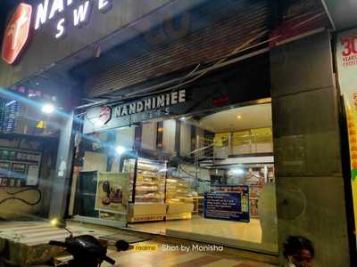 Nandhiniee Sweets