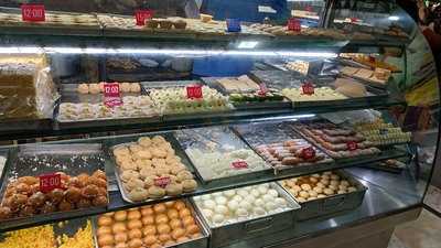 Sri Krishna Misthanna Bhandar