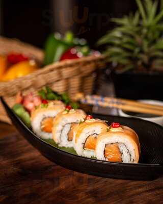 Matinee Bar & Kitchen