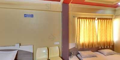 Purihit Veg Restaurant  (pvr)