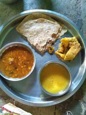 Sayee Biryani Kolhapuri Thaat