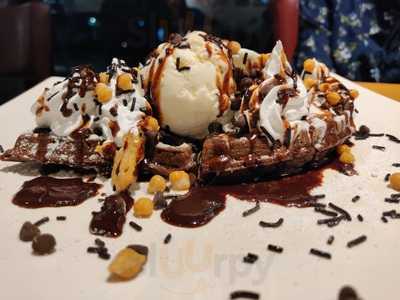 Bombay Bites And Creams