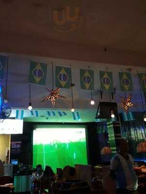 New Empire Bar & Restaurant