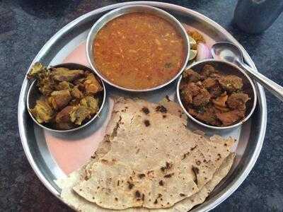 Hotel Kaveri Restaurant