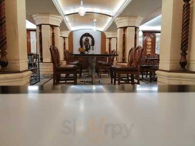Swathi, Swayam- Hotel Saravana Bhavan