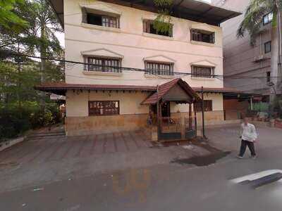 The Grand Sweets & Snacks