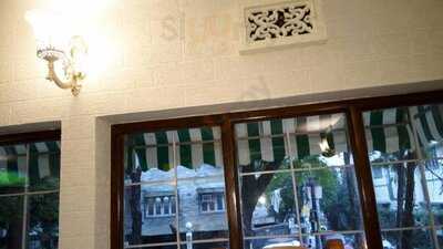 Baithak-the Coffee Shop