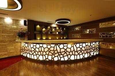 Tango Tapas Bar & Restaurant