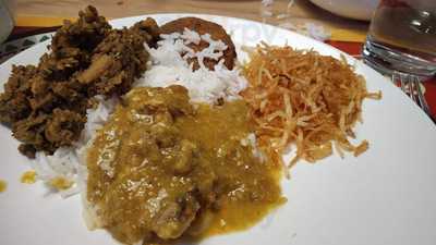 Khanti Damodaar Seth