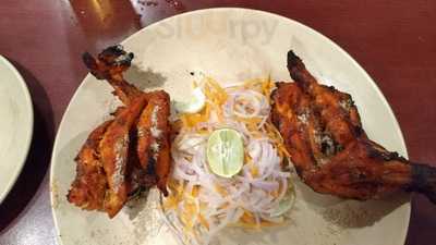 Cecil Bar & Restaurant