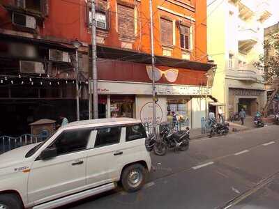 Cecil Bar & Restaurant