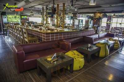 Xtreme Sports Bar & Grill